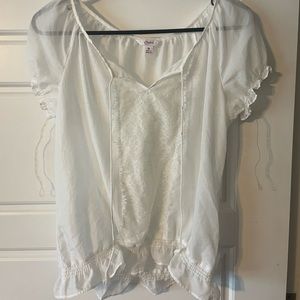 Cute white top